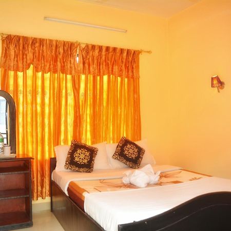 Hotel Direction Pokhara Bagian luar foto
