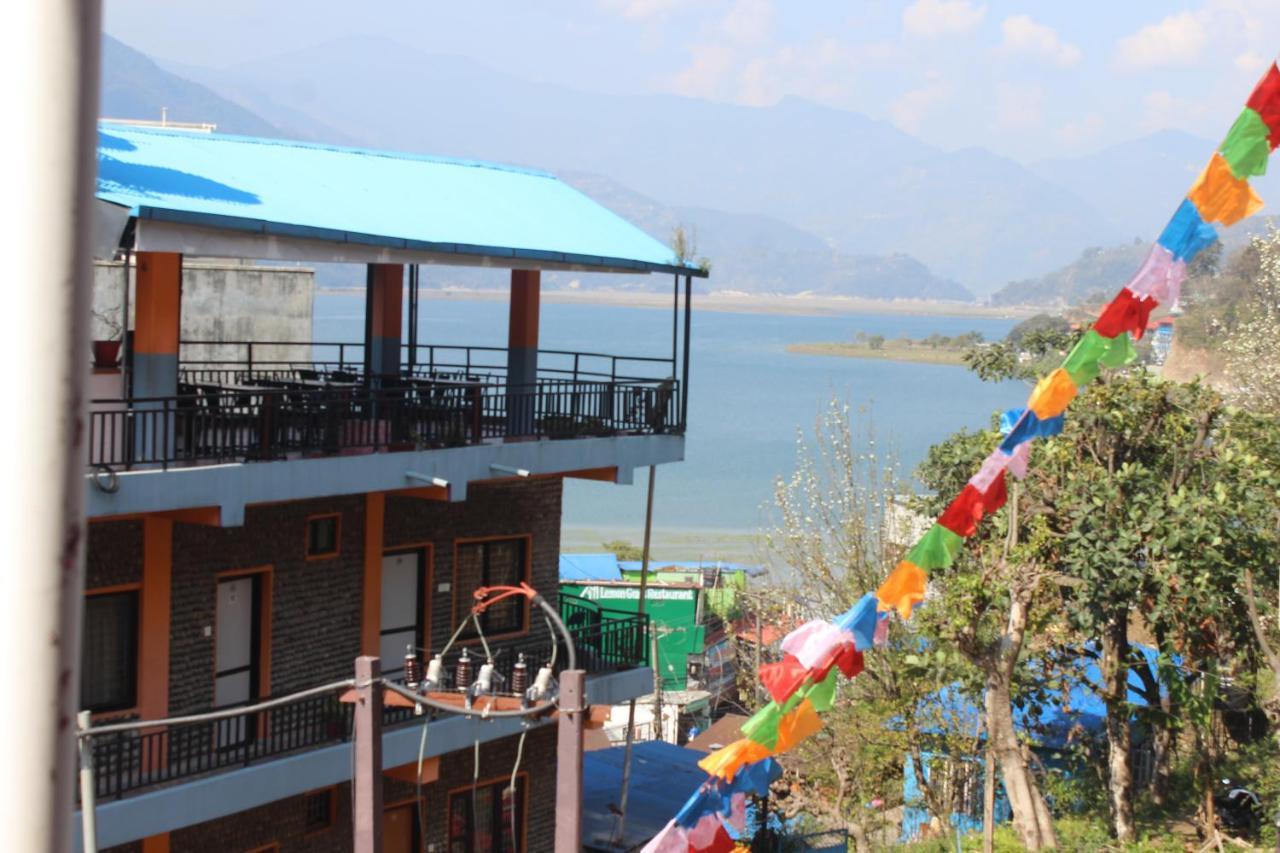 Hotel Direction Pokhara Bagian luar foto