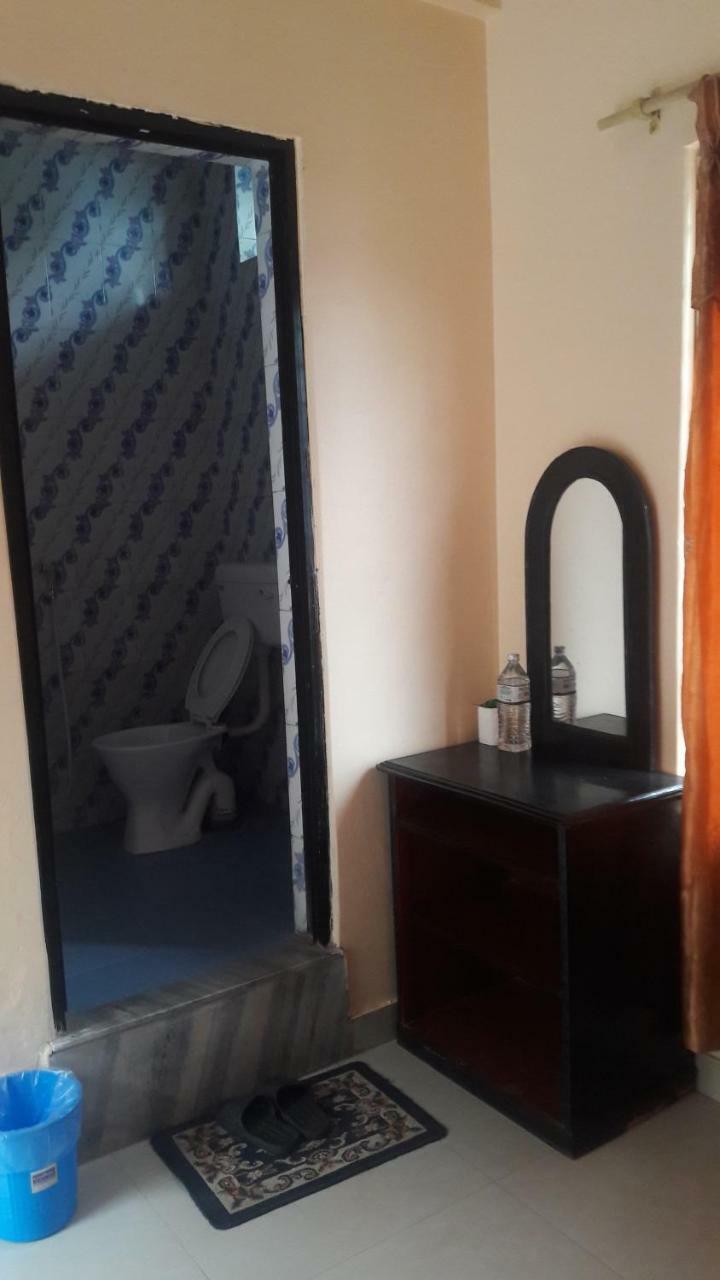 Hotel Direction Pokhara Ruang foto
