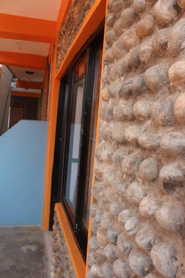 Hotel Direction Pokhara Bagian luar foto